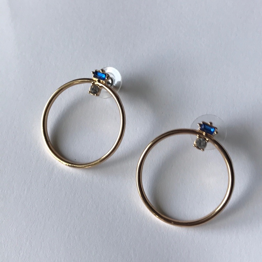 Blue diamond 💎 earrings O O